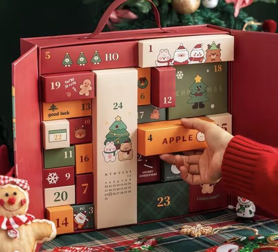 Uniwersalny Kalendarz Adwentowy